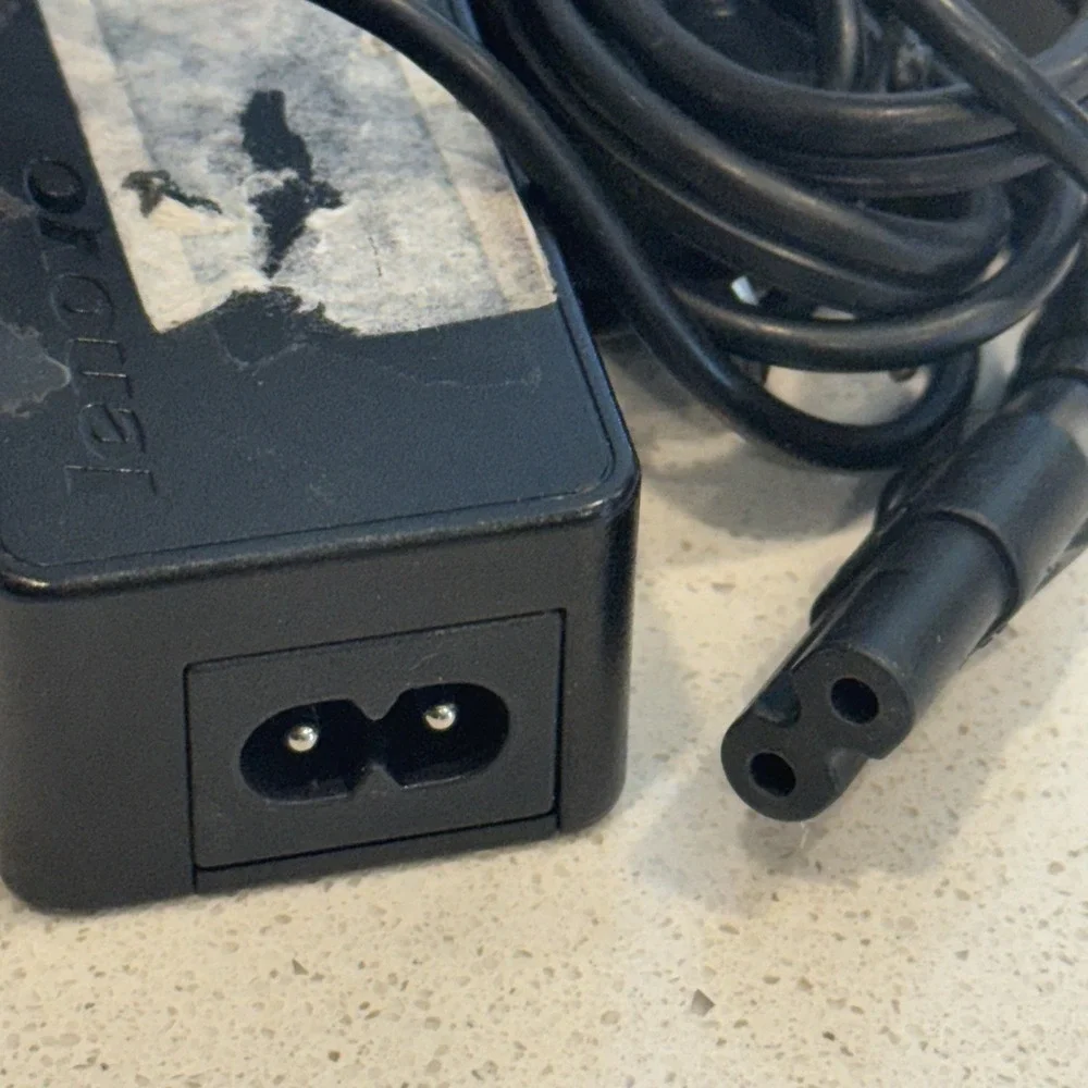 Lenovo 20V 2.25A 45W Laptop Power Adapter Lot Of 25‎